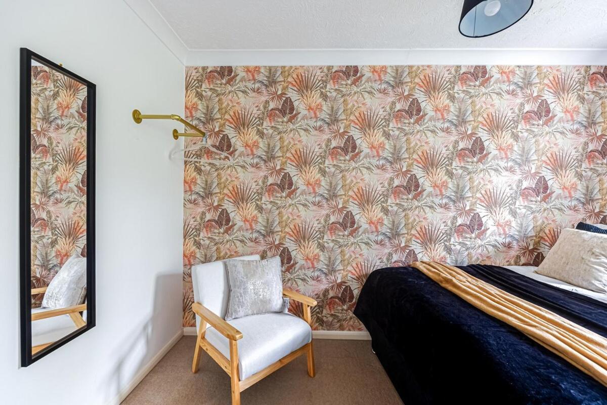 Stylish House - Excellent Location - Driveway Parking, Self-Check-In, Tvs In Bedrooms And Fast Wifi By Yoko Property Milton Keynes Esterno foto